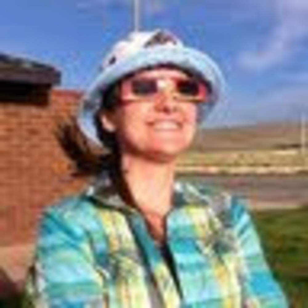 Meet your Posher, Angela